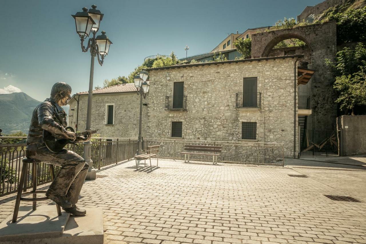 Ostello Della Gioventu Massimo Troisi Oliveto Citra Dış mekan fotoğraf